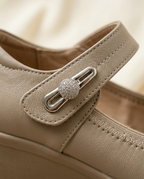 The strap and clasp, close up