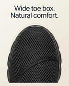 Wide toe box. Natural comfort.